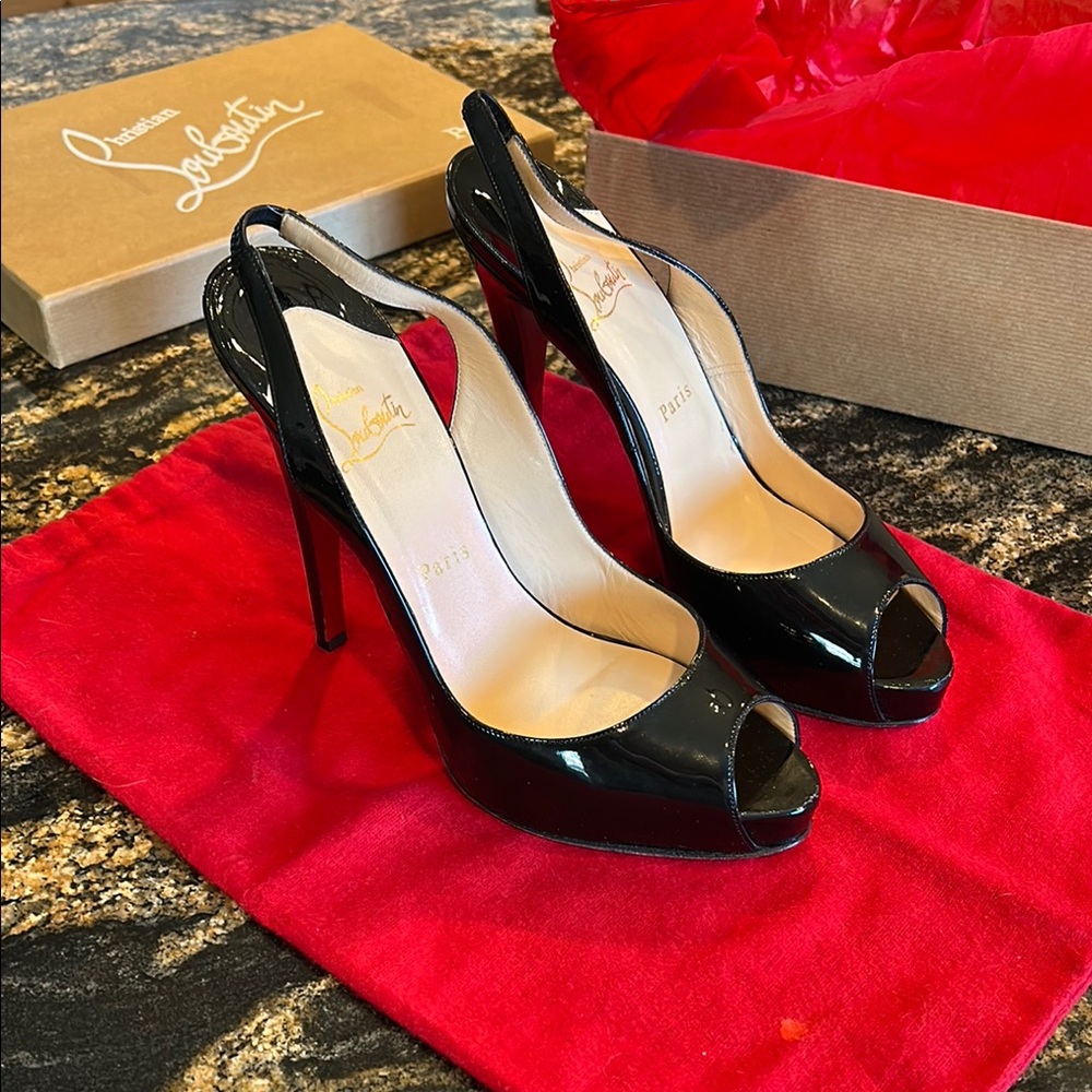 Christian Louboutin Black Patent Heels 👠